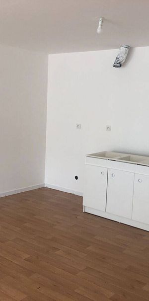 Location appartement 4 pièces 87 m² à Louviers (27400) - Photo 1