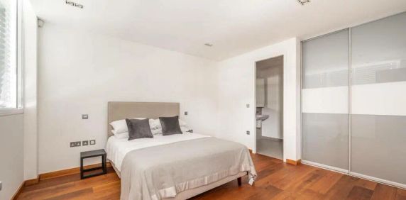 2 bedroom flat in 116 Bayham Street - Photo 2