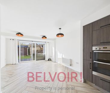 4 bedroom townhouse to rent - Photo 2