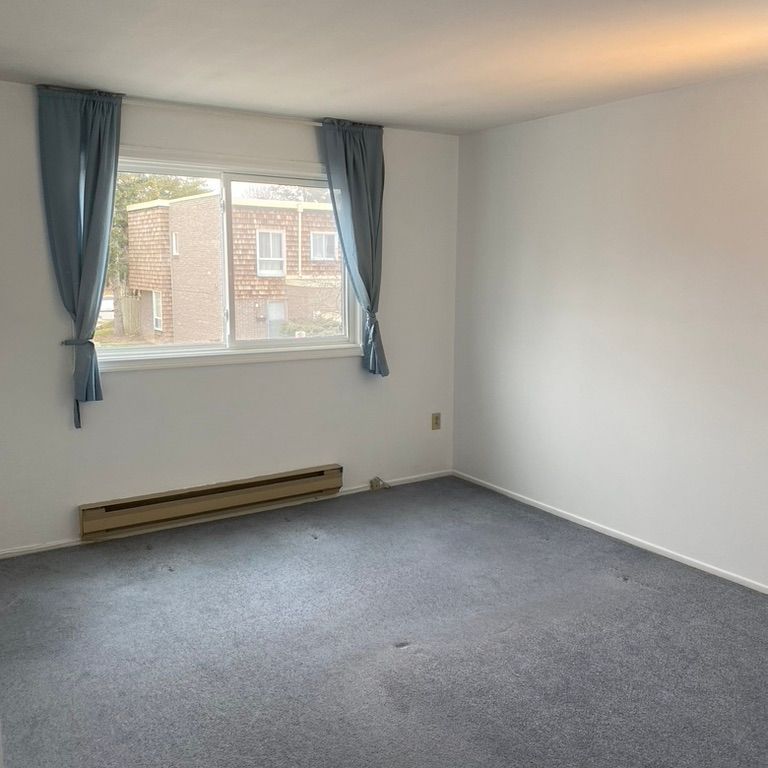 For Lease - 44 Woody Vine Way Unit# 251, Toronto, Ontario - Photo 1