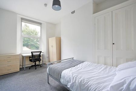 Student Apartment 5 bedroom, Broomhill, Sheffield - Photo 3