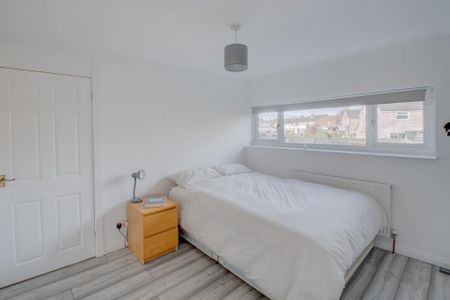 3 bedroom detached house to rent - Photo 5