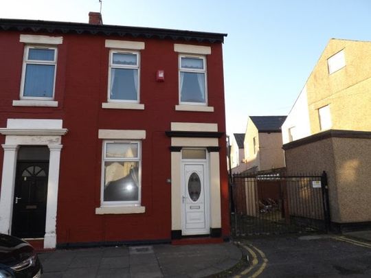 Richmond Road, Blackpool - Photo 1