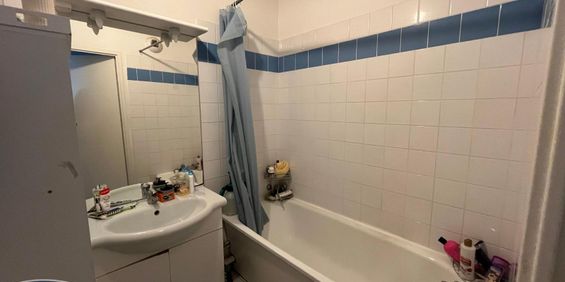 Location Appartement 3 pièces 63m² LOUVROIL 59720 - Photo 3