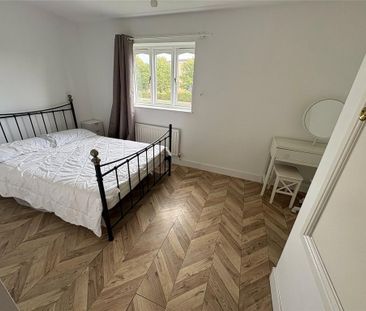 3 bedroom end of terrace house to rent - Photo 6