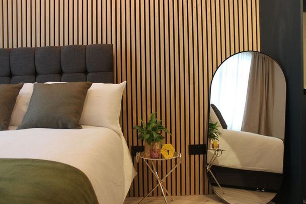 1 bedroom in a flat share to rent - Photo 1