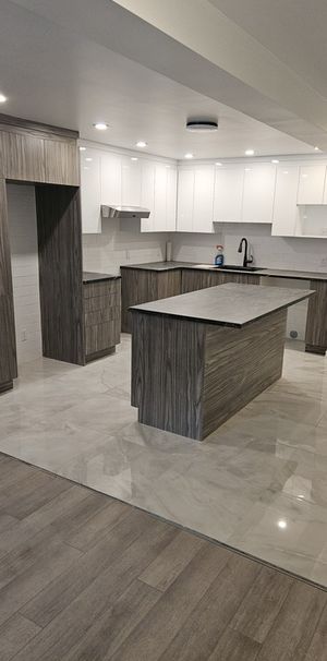 Superbe Grand 3 1/2 Style Condo à Louer - Photo 1