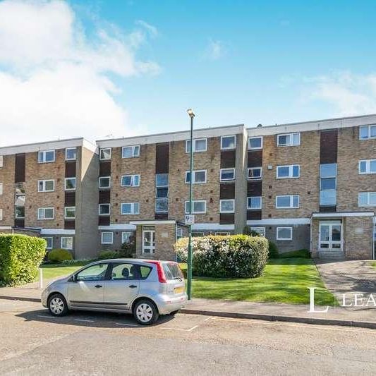 Camberley Court, Sutton, SM2 - Photo 1