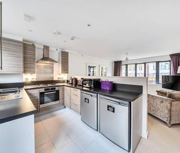 2 bedroom end of terrace house to rent - Photo 4