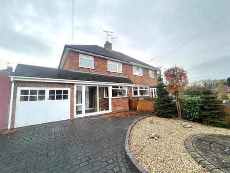 3 bedroom house to rent - Photo 2