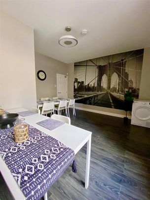 1 bed house share to rent in Berry Street, Burnley, BB11 - Photo 1