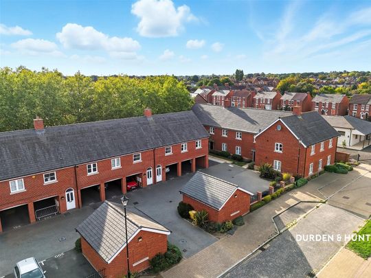 Dragoon Road, Colchester - Photo 1
