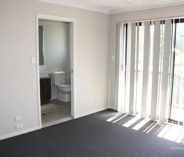 Convenient Location - Photo 4