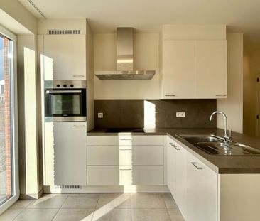 Appartement te huur in Ronse voor € 825 met 2 slaapkamers - Photo 6