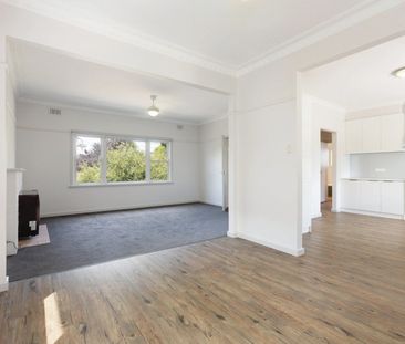 2 BEDROOM HOME WITH HUGE WORKSHOP - Photo 3