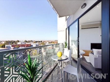 Stylish two-bedroom apartment in the heart of St Kilda! - Photo 5