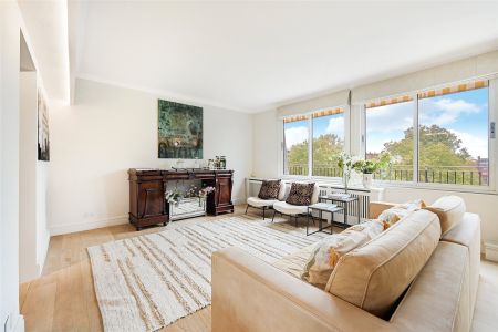 Cadogan Square, London, SW1X flat - penthouse to rent - Photo 2