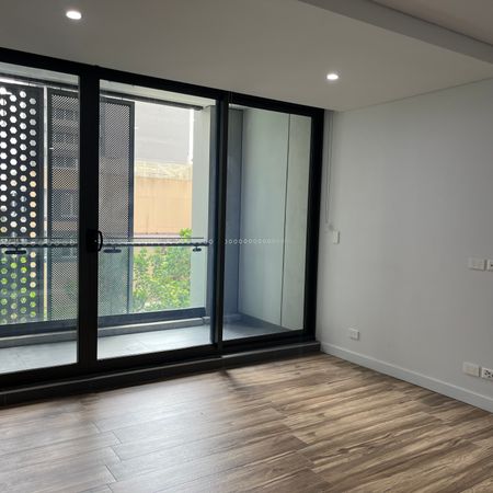 Affordable 1 bedroom apartment for eligible applicants - Photo 3