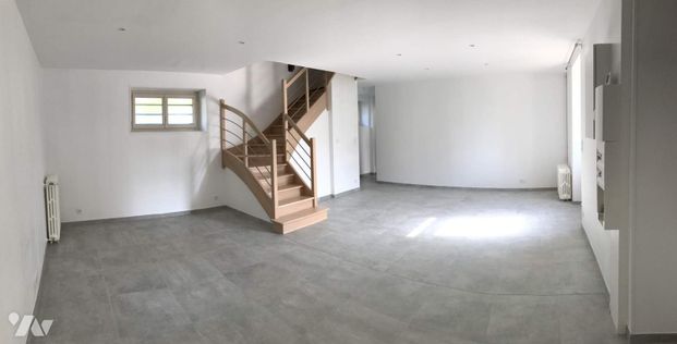 PACE, rue de louzillais, maison de type 5 dans longère rénovée en 2019, 120m², comprenant: - ... - Photo 1