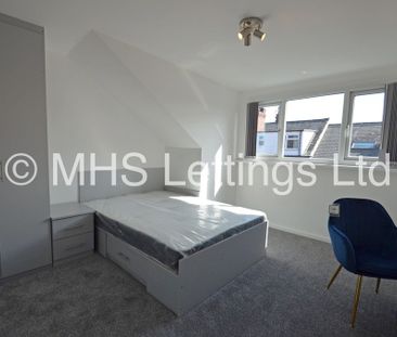 4 Bedroom Mid Terraced House for rent in Hessle Terrace - Photo 6