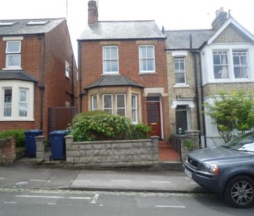 3 bedroom semi-detached house to rent - Photo 2