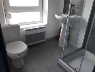 Location Appartement 1 pièces 43 m2 à Saint-Quentin - Photo 4