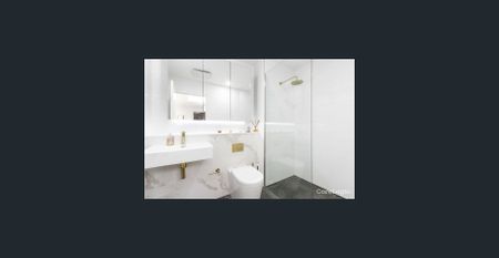 Stunning 2 Bedroom Apartment - Photo 4