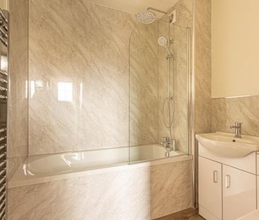 2 bedroom end of terrace house to rent - Photo 6