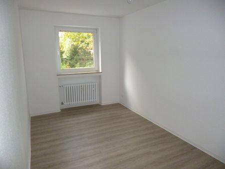 Wunderschöne Wohnung mit Balkon - Photo 3