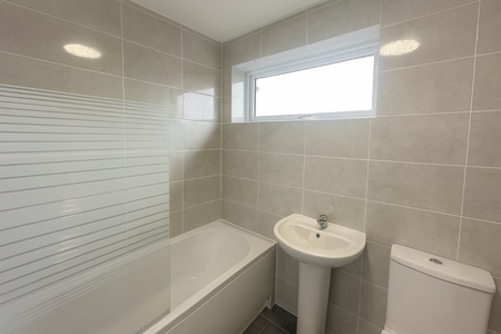 3 bedroom terraced house to rent - Photo 3