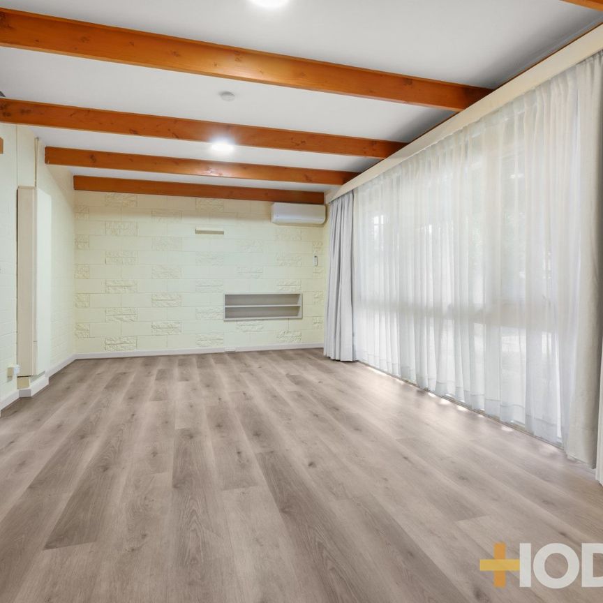 Perfect Location in Beaumaris - Photo 1