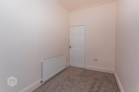 3 bedroom end of terrace house to rent - Photo 5