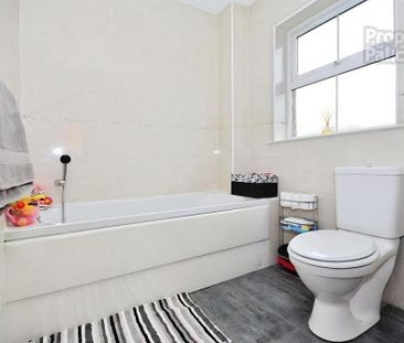 3 Mornington View, Lisburn, BT28 2WS - Photo 2