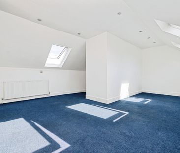 2 Bed Flat, Colvestone Crescent, E8 - Photo 1