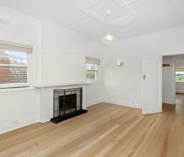 Unit 2/1a Oban Road, South Yarra. - Photo 2