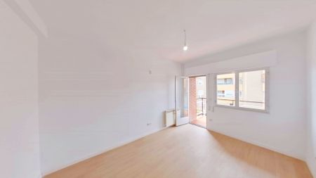 Piso de alquiler en Zofio - Photo 5