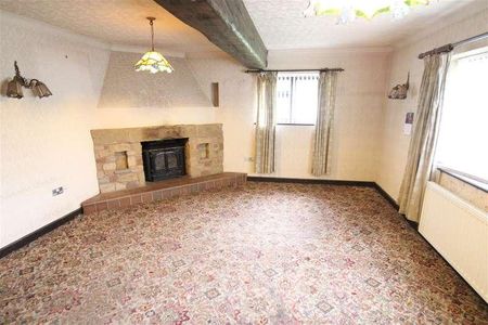 Holroyd Circle, Brinsley, Nottingham, NG16 - Photo 2