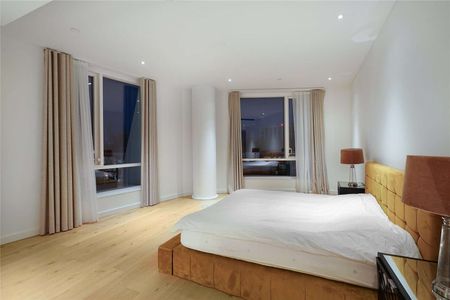 A superb four bedroom penthouse in Prospect Way - Photo 5