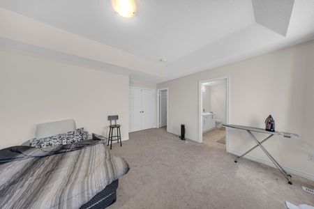 For Lease - 941 Rexton Drive, Oshawa, Ontario - Photo 3