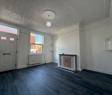 1 Bedroom Mid Terraced House for rent in Arley Grove - Photo 3