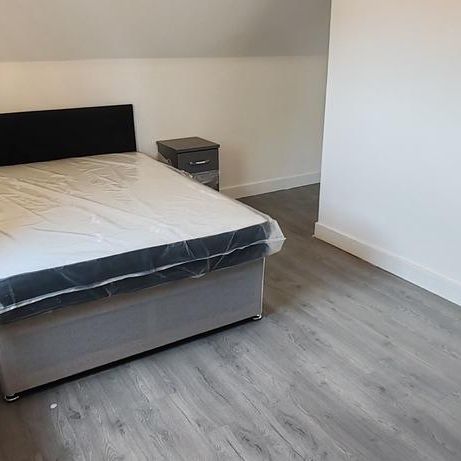 7 bedroom house of multiple occupation to rent - Photo 1
