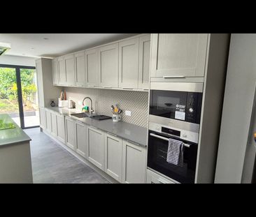 Studio Flat, Sparkbridge Road, HA1 - Photo 4