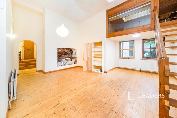 1 bedroom flat to rent - Photo 1