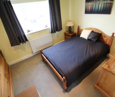 2 bedroom semi-detached house to rent - Photo 2