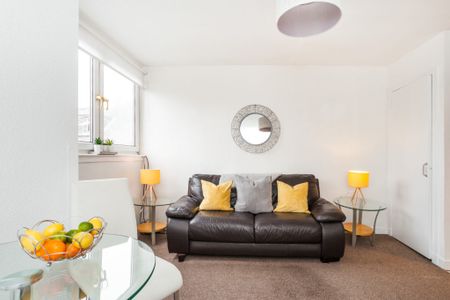 73F Charlotte Street, Aberdeen, AB25 1LY - Photo 2