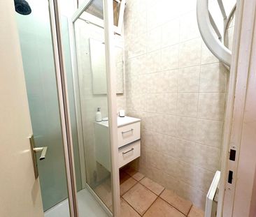 Location Appartement 1 pièce 30m² BORDEAUX 33000 - Photo 4