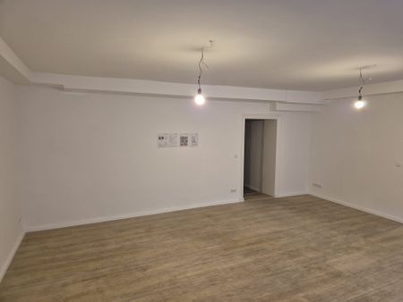 Groß und saniert – Wohnungsschnitt für Kreative! - Photo 3