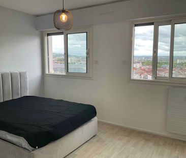 4 pièces - Meublé - 87,66 m² - 9ème étage - Colocation non autorisée - Photo 4