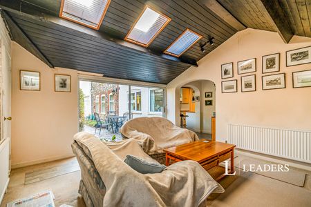 3 bedroom house to rent Mill Hill, Salhouse, Norwich, NR13 - Photo 3