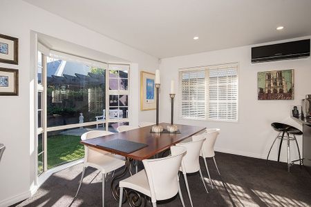 Private, Quiet, Secure. Walk to Hagley Park / CBD - Photo 3